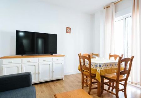 Calle Alfonso XII, Sevilla, Andalusia 41001 - Photo 5