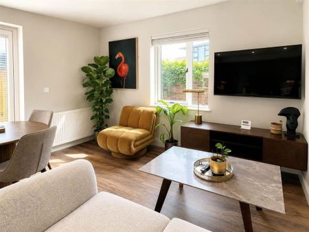 Apartment 3 4 Chlorine Gardens, Belfast, BT9 5DJ - Photo 2