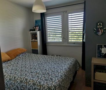 A l’entrée du village de Bursinel, à louer appartement de 3 piècesa... - Photo 3