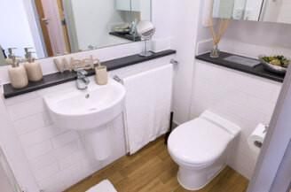 2 bedroom private hall to rent - Photo 3