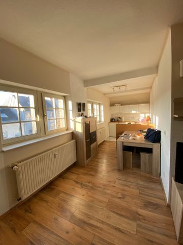 *** Möblierte Wohnung | Maisonette | Ehrwürdige Villa | Stellplatz *** - Photo 2