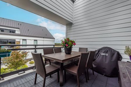 For Lease - 331 Broward Way Unit# 130, Innisfil, Ontario - Photo 2