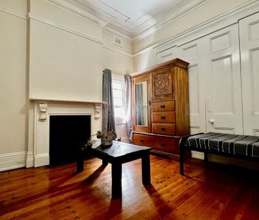 Conveniently located boarding house in the heart of Marrickville - Photo 3