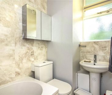 Studio to rent - Photo 6