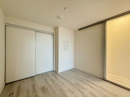 For Lease - 110 Broadway Avenue Unit# 419, Toronto, Ontario - Photo 4