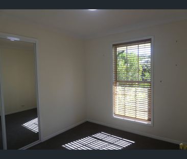 47 College Road, Karana Downs, Qld 4306 - Photo 5