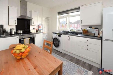 Lobley Hill Road, Gateshead, NE8 - Photo 4