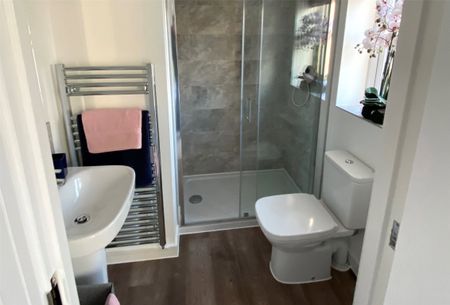 Whittle Way, Brockworth, Gloucester, Gloucestershire, GL3 - Photo 4