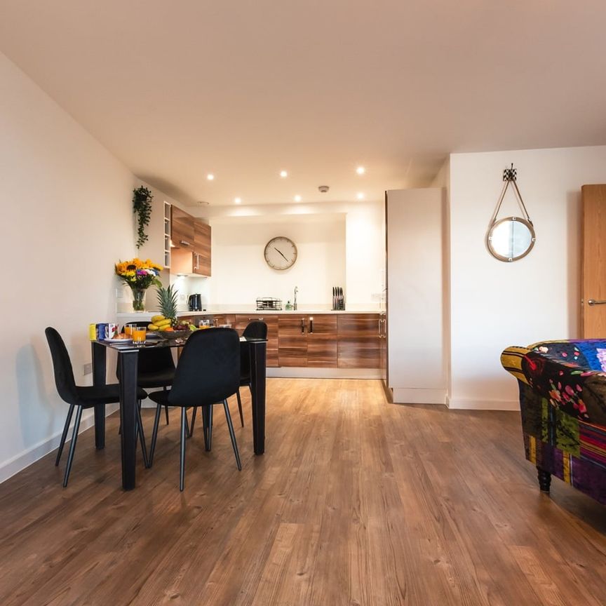 2 Bed Flat, Empress Heights, SO14 - Photo 1