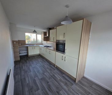 2 bedroom terraced house to rent - Photo 5