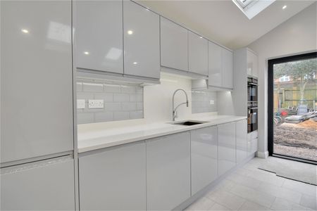3 bedroom house to rent - Photo 2