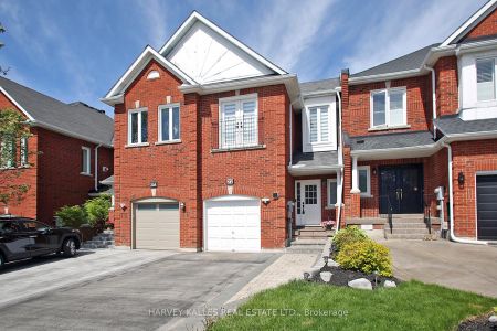 For Lease - 22 Casa Grande Street, Richmond Hill, Ontario - Photo 2