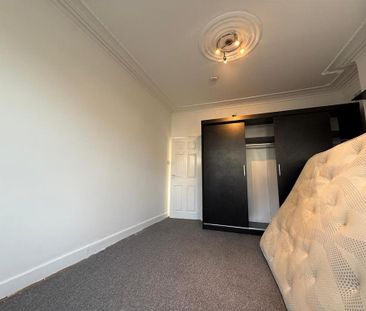 3 bedroom house to rent - Photo 3