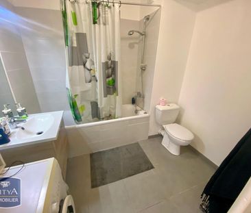 Location Appartement 2 pièces 37m² BORMES LES MIMOSAS 83230 - Photo 6