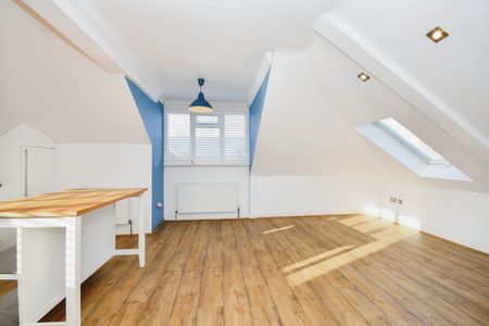 2 bedroom apartment to rent Beechwood Avenue, Bournemouth, BH5 - Photo 3