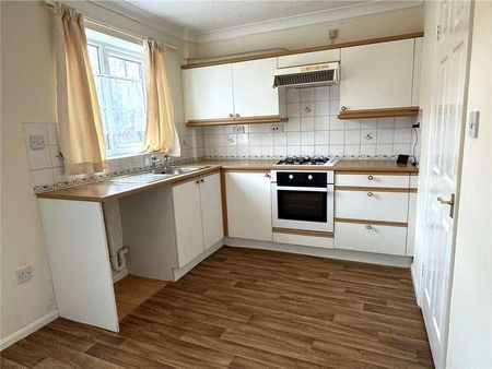 Cypress Close, Sleaford, Lincolnshire, NG34 - Photo 5