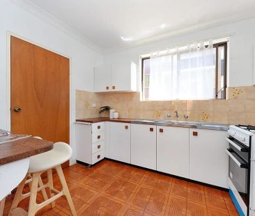 Oversized Apartment In Paramount Position - Photo 3