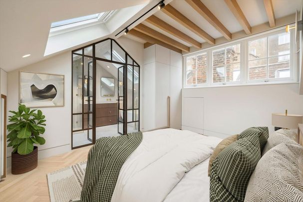 4 bedroom terraced house to rent - Photo 1