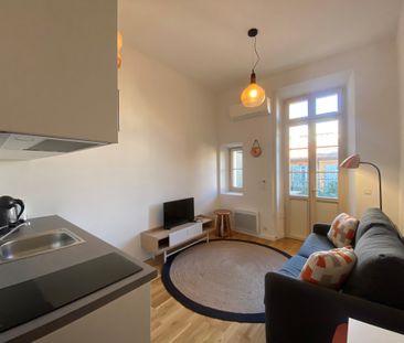 Location Appartement 1 pièce 18m² CANNES 06400 - Photo 2