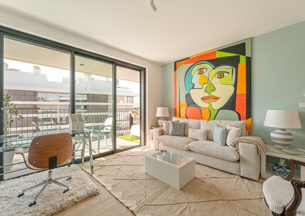 1 Bedroom Apartment with swimming pool, Miraflores, Oeiras