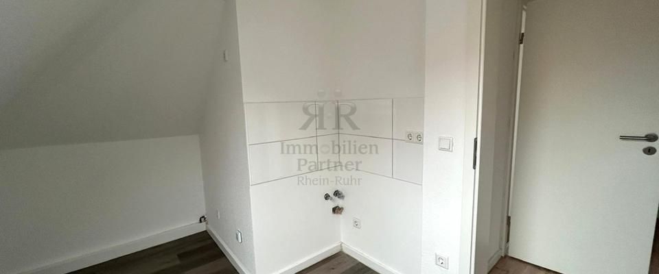 Kleine Dachgeschosswohnung in Gelsenkirchen Bismark - Photo 1