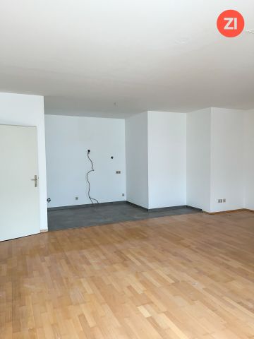 2-MONATE-MIETFREI - Wohnen im Zentrum von St. Georgen/Gusen - 3 Zimmerwohnung mit großen Wohn/Essbereich - Photo 3