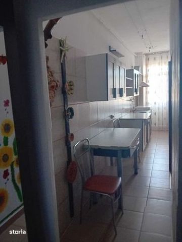 Berceni luica etaj 3 - Fotografie 4