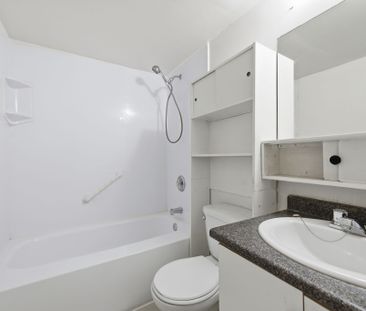 For Lease - 19 Manchester Avenue Unit# 101, St. Catharines, Ontario - Photo 2