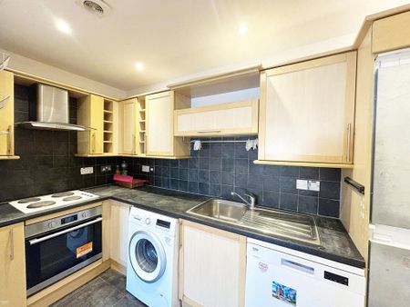 2 bedroom apartment to rent - Photo 3