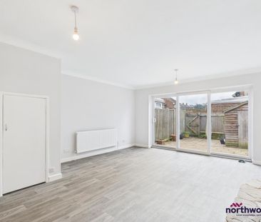 3 bedroom terraced house to rent - Photo 2