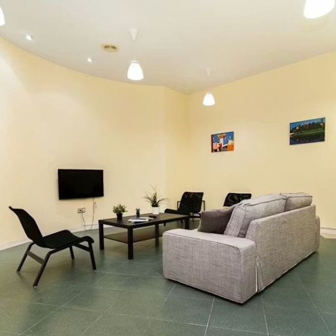 Calle de Santa Engracia, Madrid, Community of Madrid 28010 - Foto 1