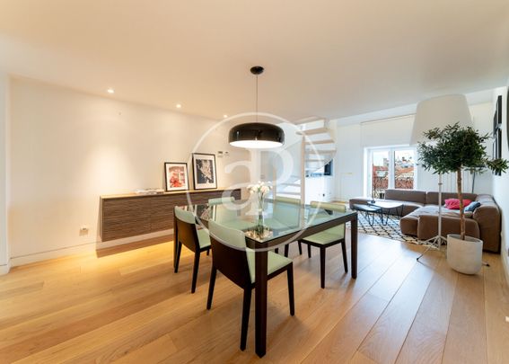 Duplex for rent in Génova street. - Photo 1