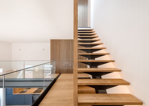 T2+1 Triplex, Arrendamento, Sra. da Luz (Foz) | Porto