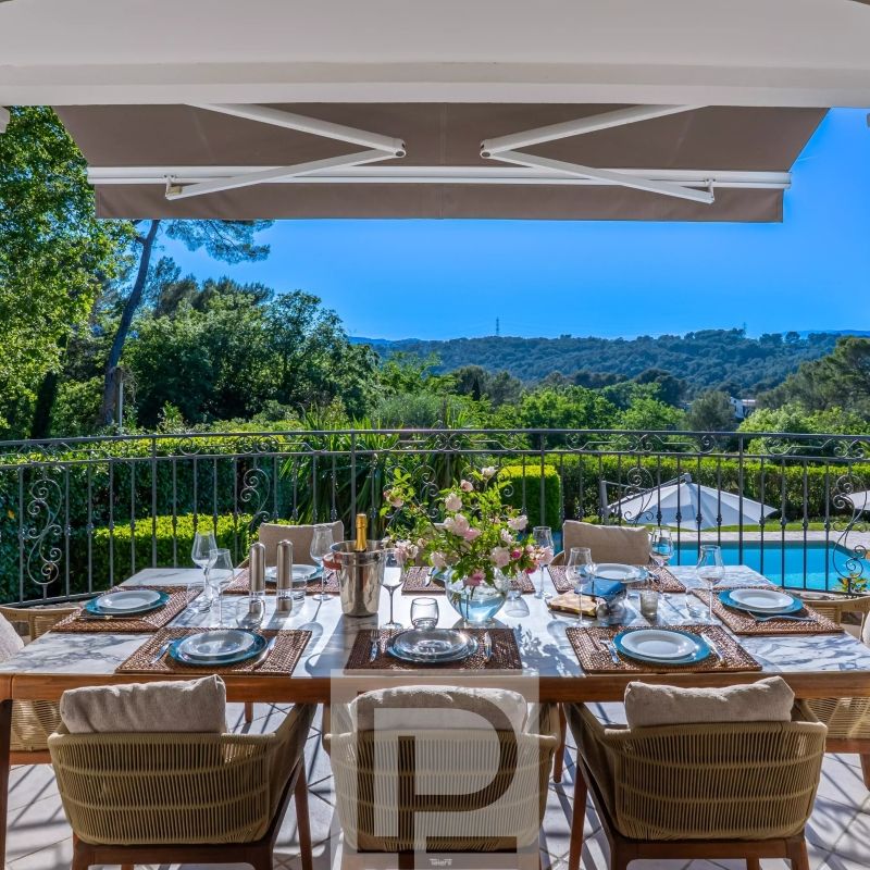 Villa familiale récente au calme absolu dans domaine privé avec piscine et tennis - Photo 1