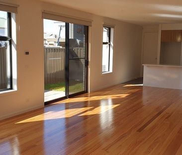 High Quality Executive Living - Photo 6
