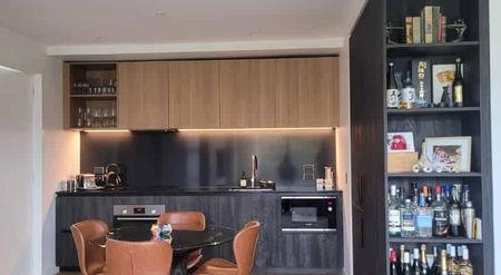 Executive Apartment with View - Photo 5