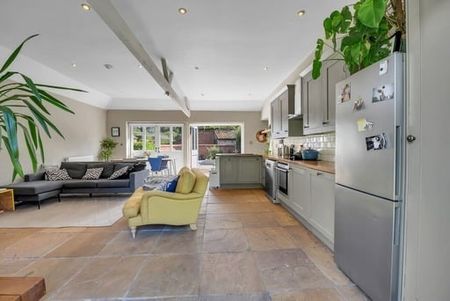 Frenze, Diss, Scole - Photo 3