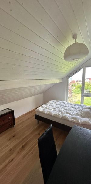 Room in shared accommodation - Photo 1