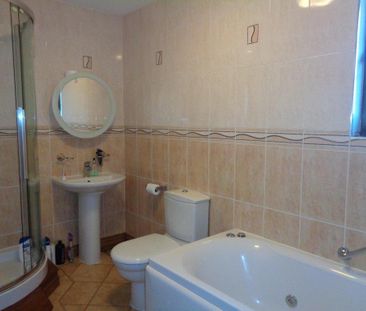3 bedroom bungalow to rent - Photo 2