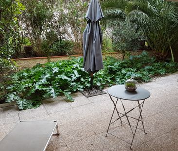 Location Appartement 2 pièces 53m² MARSEILLE 9ème - Photo 3