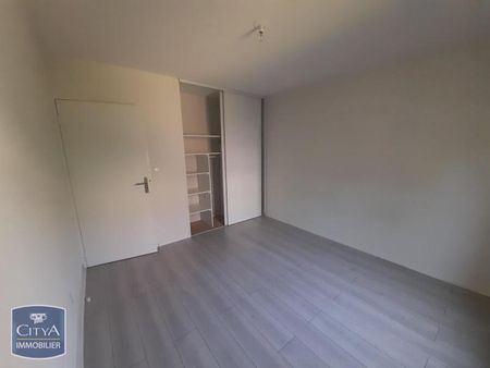 Location Appartement 2 pièces 46m² ST ETIENNE 42000 - Photo 4
