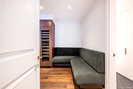 3 bedroom flat to rent - Photo 5