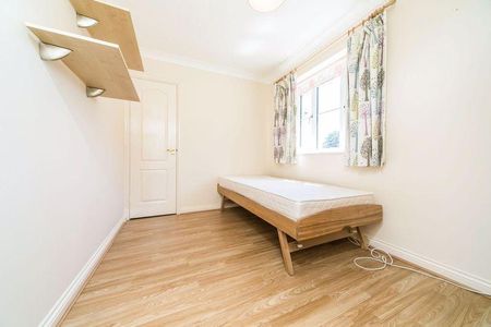 4 bedroom detached house to rent - Photo 5