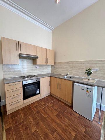 Studio to rent - Photo 5