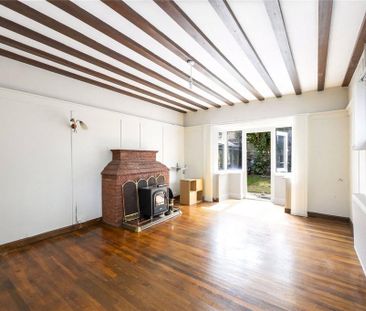 4 bedroom detached house to rent - Photo 3