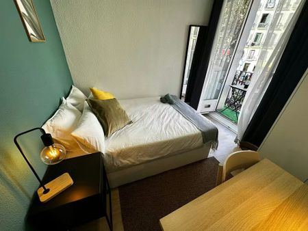 Plaza de Tirso de Molina, Madrid, Community of Madrid 28012 - Photo 3