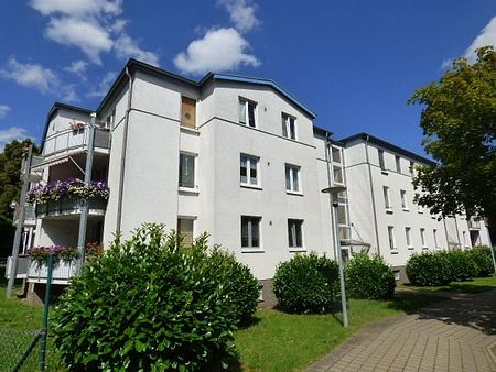 2-Zimmer-Wohnung mit Dusche & neuem Design-Belag - direkt am Herrenkrugpark! - Photo 2