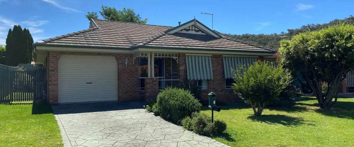 Charming Family Home in the Heart of Norris Park Estate - Photo 1