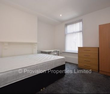 6 Bedroom Houses, Hyde Park, 6 Bed Properties - Photo 5