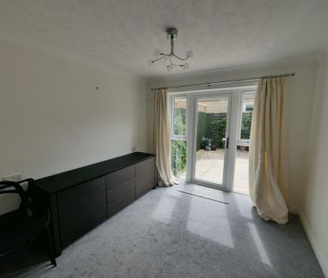 2 bedroom terraced house to rent - Photo 2